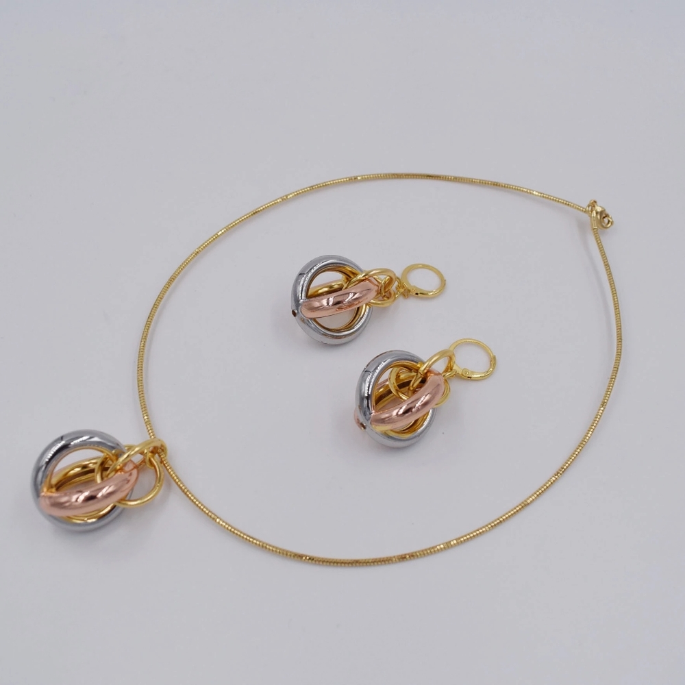 Gold jewelry